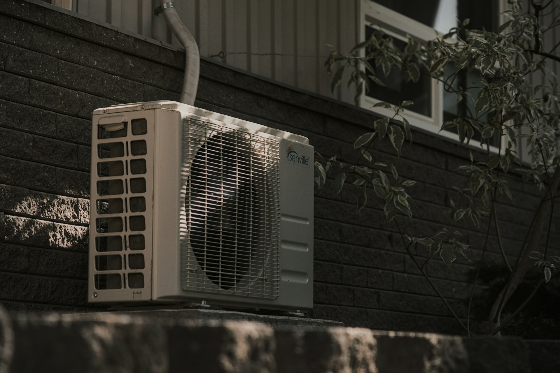AC